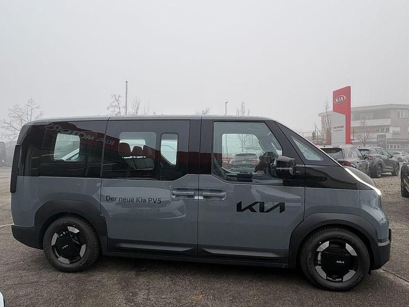 Gebraucht Kia PV5 119 kW (163 PS) 2025 Grau Van / Kleinbus
