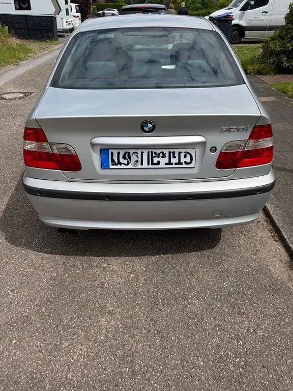 Gebraucht BMW 320 170 PS (125 kW) 2004 Silber Limousine