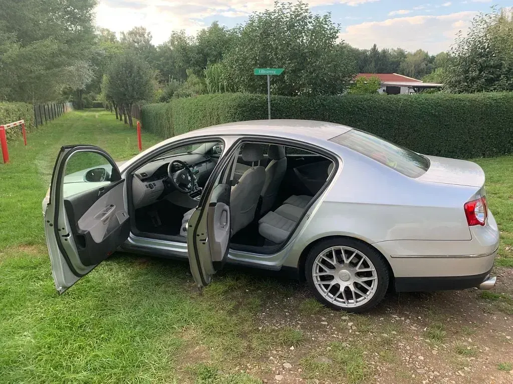 Gebraucht VW Passat Sportline 250 PS (183 kW) 2006 Silber Limousine