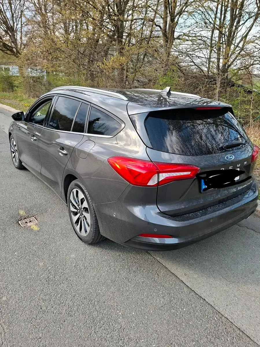 Usata Ford Focus 150 CV (110 kW) 2019 Grigio Station wagon