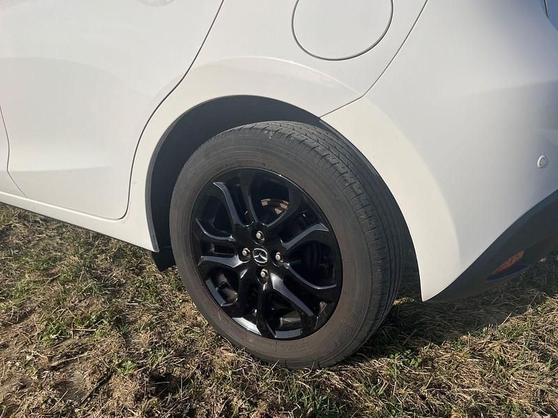 Gebraucht Mazda 2 Exclusive-Line 90 PS (66 kW) 2018 Weiß Kleinwagen