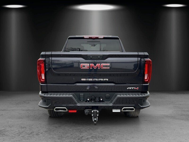 Gebraucht GMC Sierra 420 PS (308 kW) 2024 Schwarz Pickup