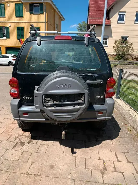 Gebraucht Jeep Cherokee Sport 143 PS (105 kW) 2002 Schwarz SUV