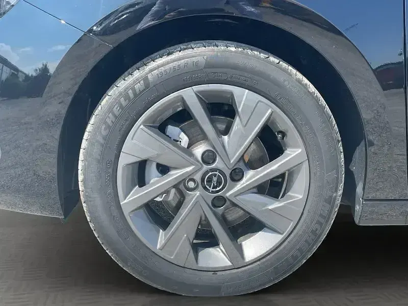Gebraucht Opel Corsa 101 PS (74 kW) 2024 Schwarz Kleinwagen