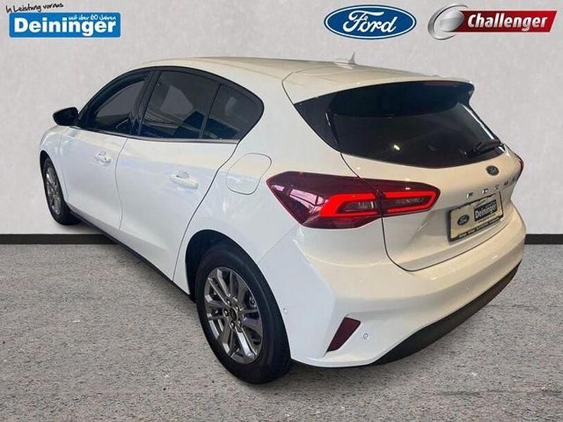 Gebraucht Ford Focus Titanium 125 PS (91 kW) 2024 Frostweiß Kombi