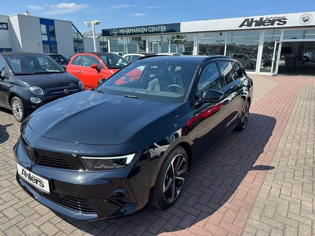 Neu Opel Astra 131 PS (96 kW) 2025 Schwarz Kleinwagen