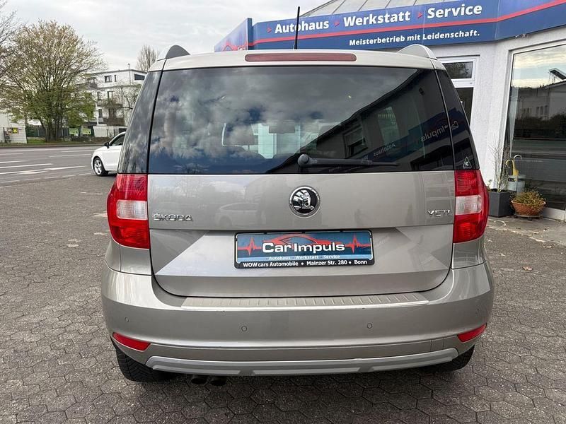Gebraucht Skoda Yeti Ambition 122 PS (89 kW) 2014 Beige SUV