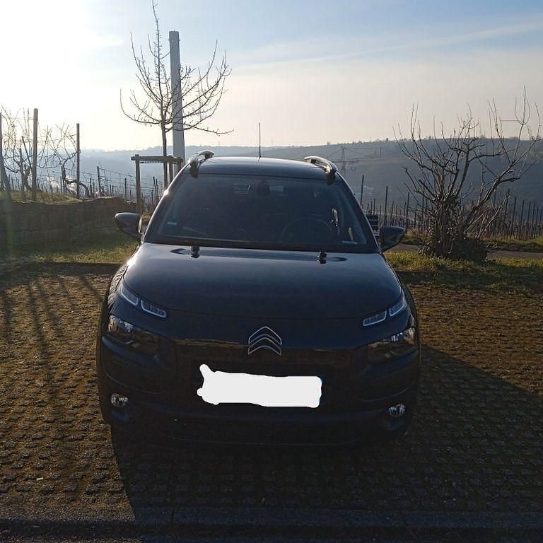 Gebraucht Citroën C4 110 PS (80 kW) 2018 Schwarz Limousine
