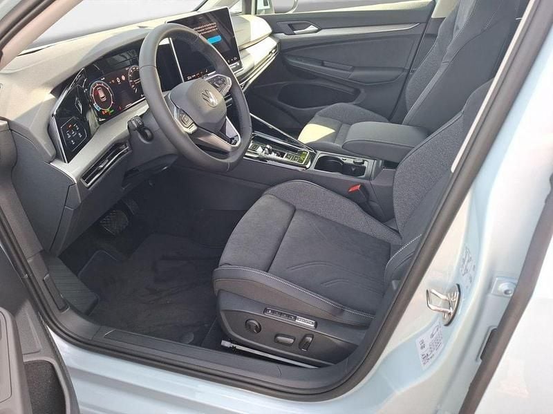 Neu VW Golf VIII Style 150 PS (110 kW) 2026 Blau Limousine