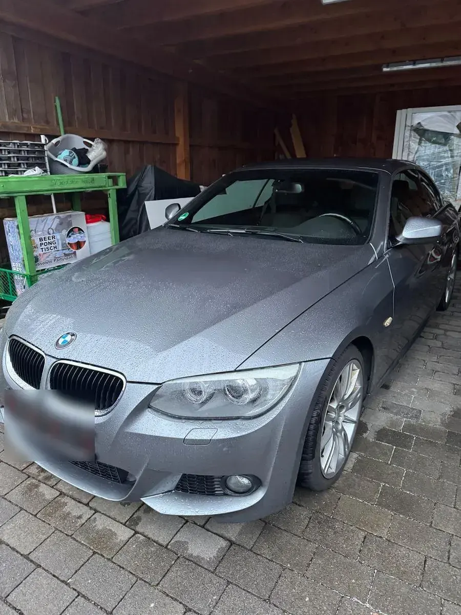 Gebraucht BMW 318 Cabriolet M Sport 143 PS (105 kW) 2011 Grau Cabrio