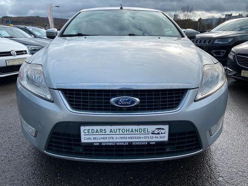 Używany Ford Mondeo Trend 140 KM (102 kW) 2009 Srebrny Sedan/Limuzyna