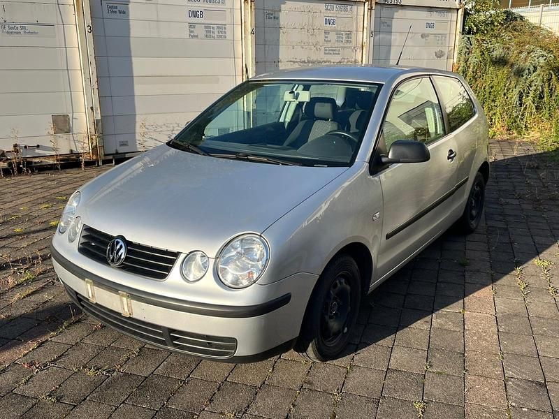 Silber Gebraucht 2004 VW Polo Kleinwagen | 1.500 € (Guter Preis) - Bild 1/4