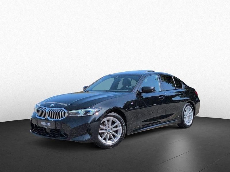Black sapphire (schwarz) Gebraucht 2024 BMW 320 M Sport Limousine | 43.850 € (Etwas zu teuer) - Bild 1/4