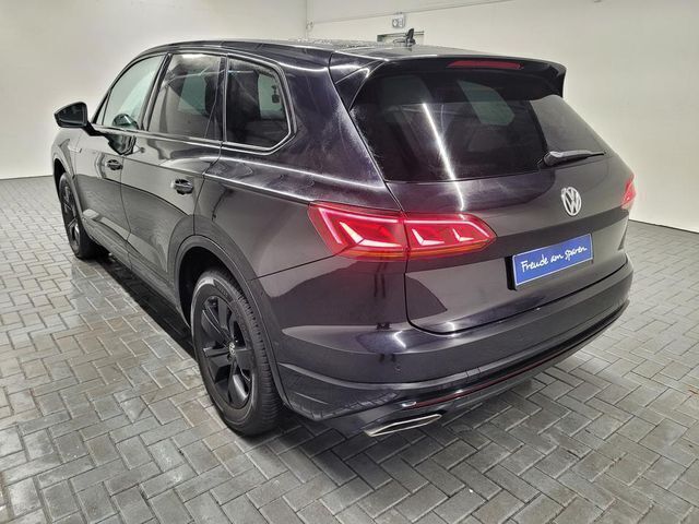 Gebraucht VW Touareg R-line 286 PS (210 kW) 2018 Schwarz (deep black perleffekt) SUV
