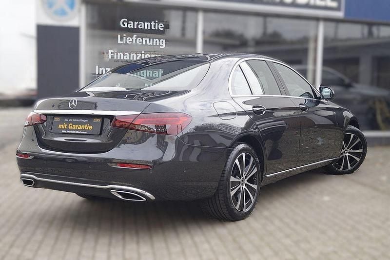 Gebraucht Mercedes E450 367 PS (269 kW) 2022 Grau Limousine