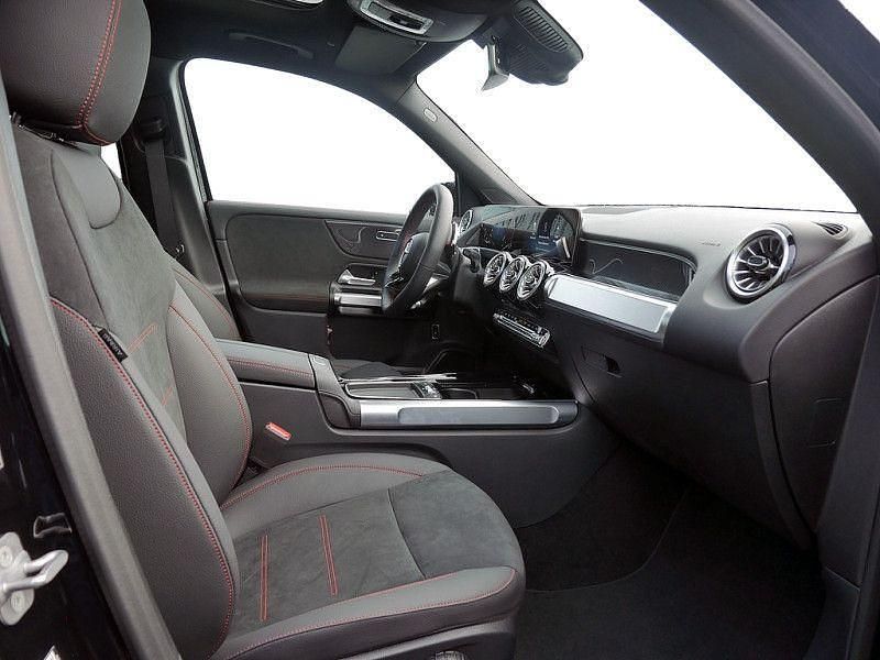 Gebraucht Mercedes GLB200 Premium 163 PS (119 kW) 2025 Schwarz SUV