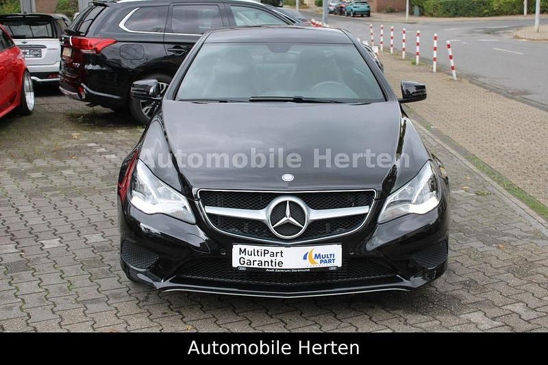 Gebraucht Mercedes E200 184 PS (135 kW) 2014 Obsidianschwarz Coupé