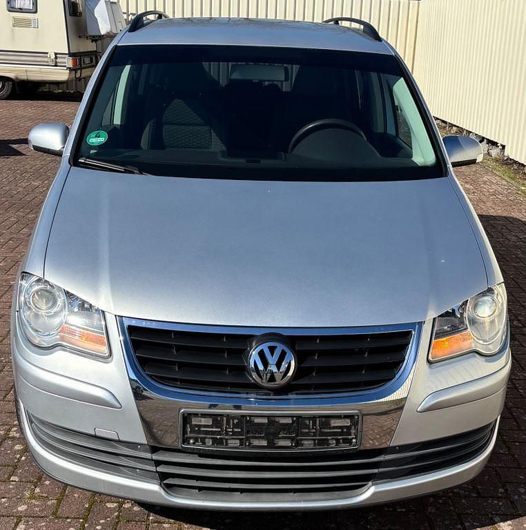 Gebraucht VW Touran Trendline 140 PS (102 kW) 2007 Silber Van / Kleinbus