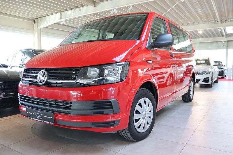 Rot Gebraucht 2016 VW Transporter Trendline Van | 23.990 € - Bild 1/4