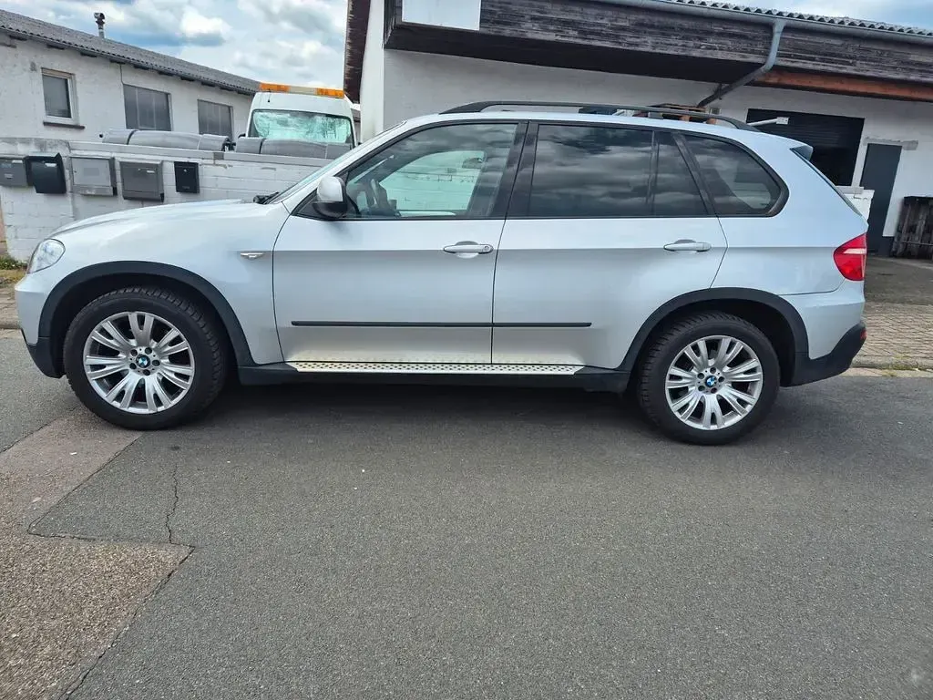 Gebraucht BMW X5 235 PS (172 kW) 2008 Silber SUV