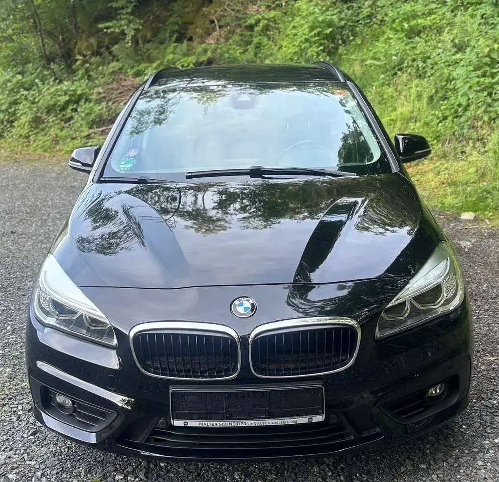 Gebraucht BMW 218 Advantage 136 PS (100 kW) 2017 Schwarz Kombi