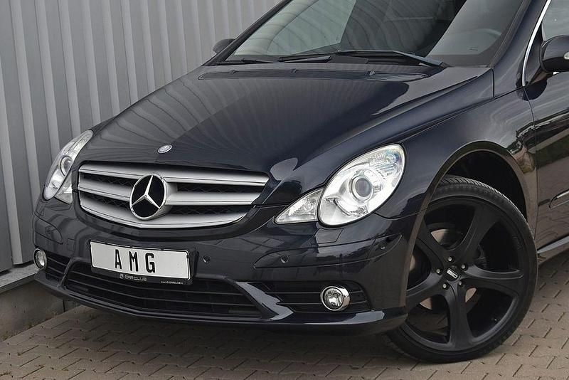 Chromitschwarz Gebraucht 2008 Mercedes R280 AMG Van / Kleinbus | 9.998 € (Etwas zu teuer) - Bild 1/4