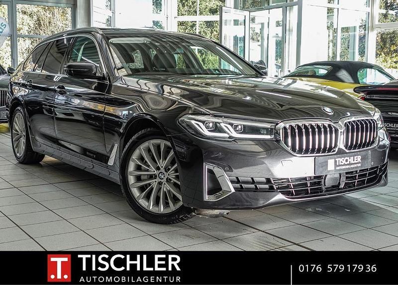 Gebraucht BMW 540 Sport Line 340 PS (250 kW) 2022 Grau Limousine