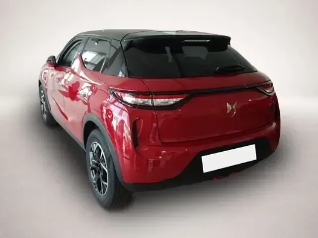 Gebraucht DS Automobiles DS3 Crossback Bastille 131 PS (96 kW) 2022 Rot SUV