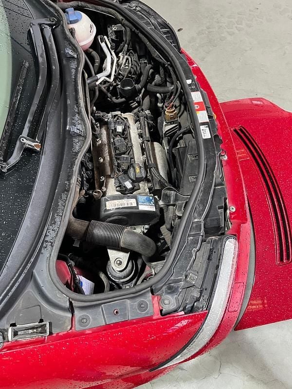 Usata Audi A2 75 CV (55 kW) 2002 Rosso Utilitaria