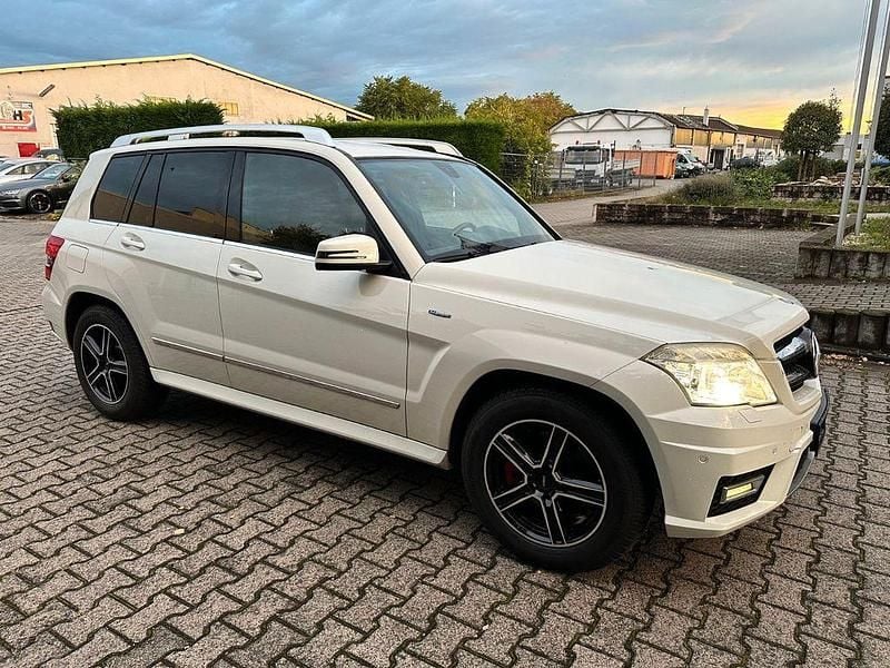 Gebraucht Mercedes GLK250 204 PS (150 kW) 2011 Weiß SUV