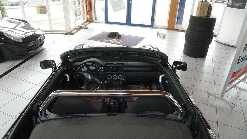 Gebraucht Toyota MR2 Basis 140 PS (102 kW) 2004 Schwarz Cabrio