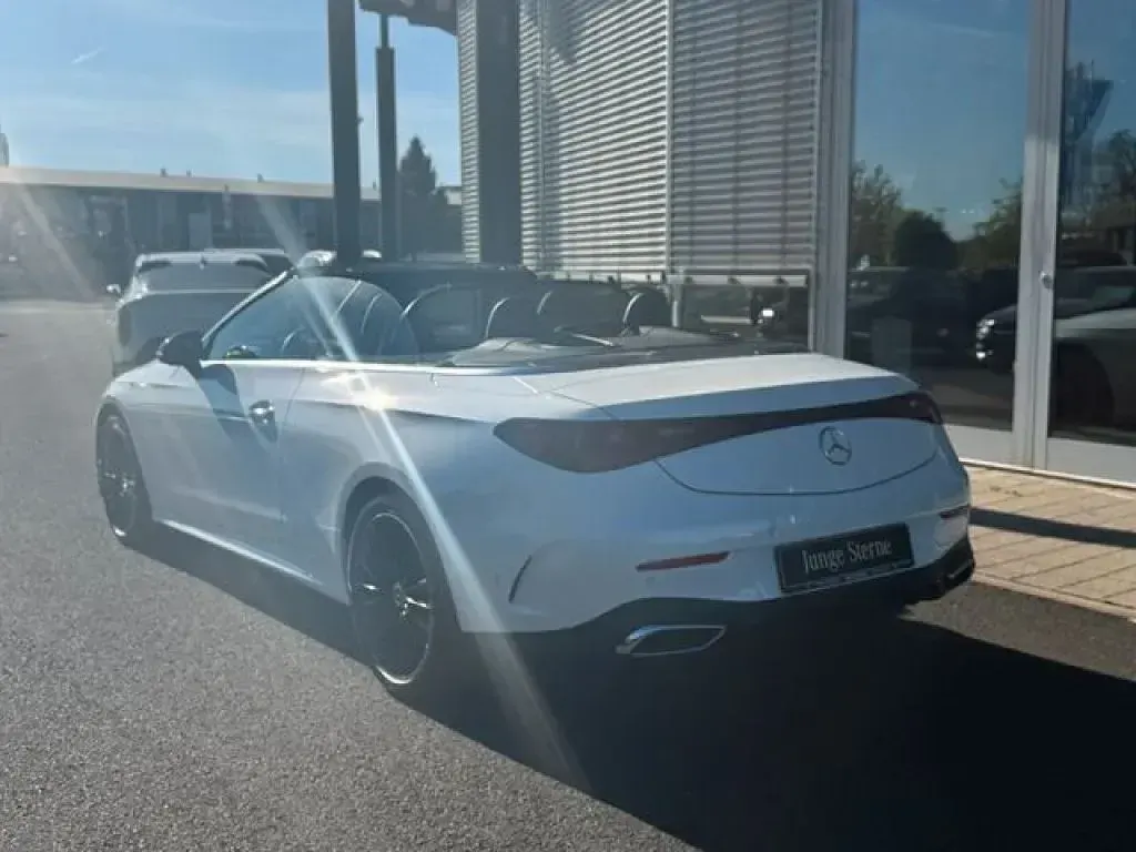 Gebraucht Mercedes 450 AMG 381 PS (280 kW) 2024 Manufaktur lack manufaktur opali (metallic) Cabrio