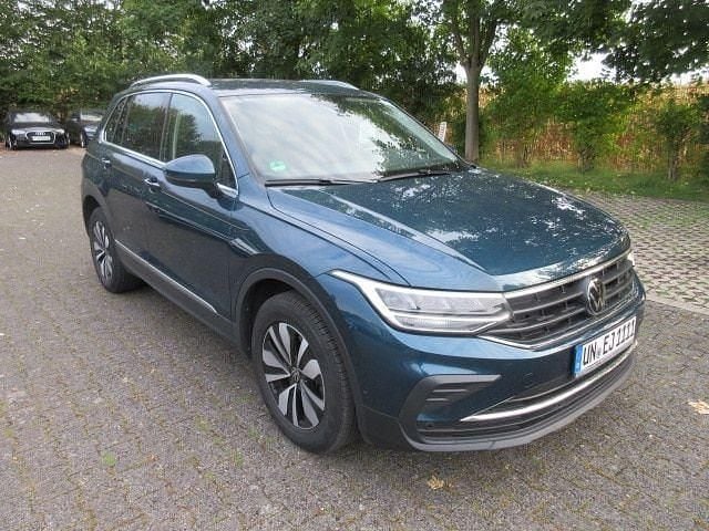 Nightshade blue (metallic) Gebraucht 2024 VW Tiguan Move SUV | 29.988 € (Guter Preis) - Bild 1/4