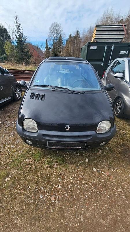 Second-hand Renault Twingo Initiale 58 CP (42 kW) 2001 Negru Hatchback