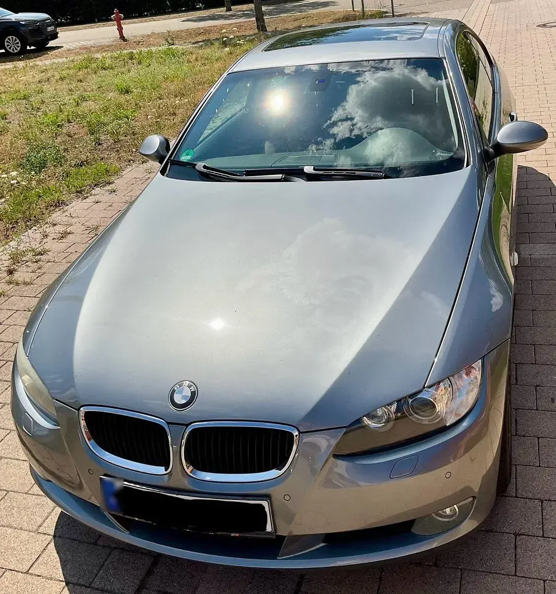 Gebraucht BMW 320 Sport Line 177 PS (130 kW) 2009 Grau Coupé