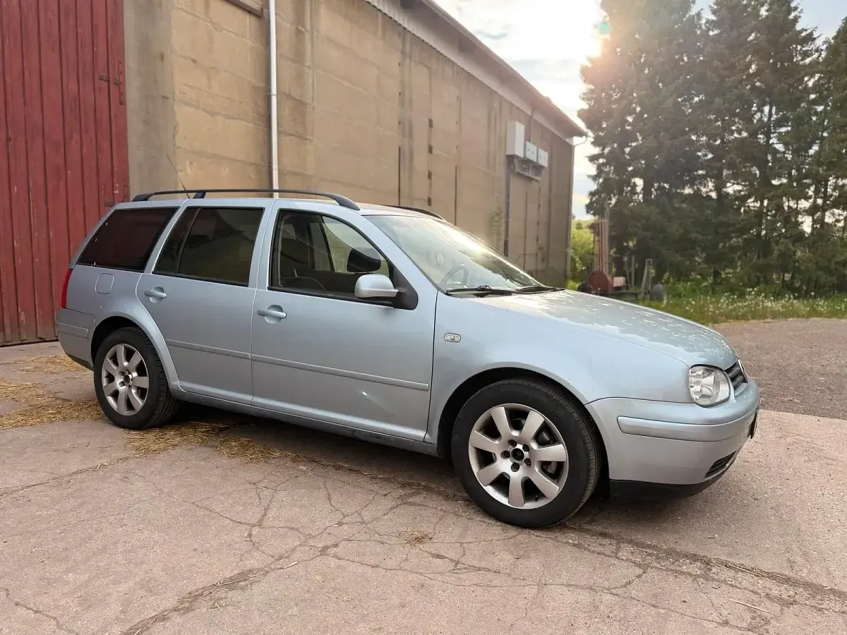 Gebraucht VW Golf IV 101 PS (74 kW) 2004 Grau Kombi