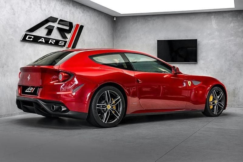 Gebraucht Ferrari FF 661 PS (486 kW) 2012 Rot Kombi