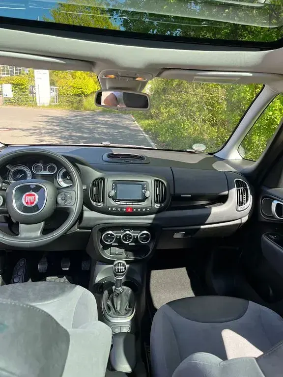 Gebraucht Fiat 500L Lounge 105 PS (77 kW) 2014 Weiß Van / Kleinbus