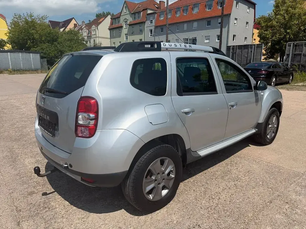 Gebraucht Dacia Duster Prestige 105 PS (77 kW) 2015 Silber SUV