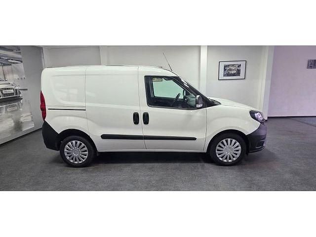 Gebraucht Fiat Doblò 101 PS (74 kW) 2023 Van / Kleinbus
