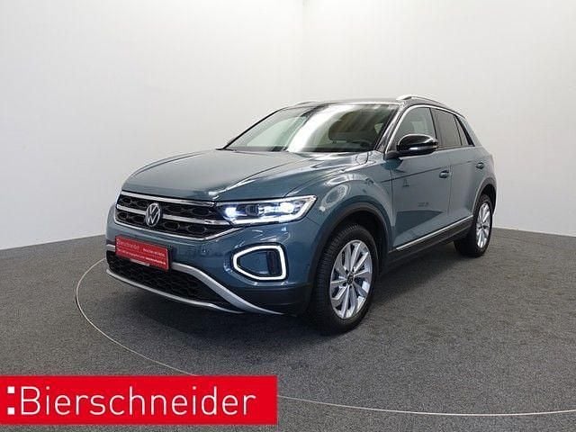 Gebraucht VW T-Roc Pro 150 PS (110 kW) 2022 Blau SUV