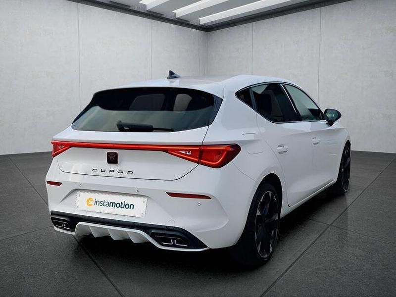 Gebraucht Cupra Leon 150 PS (110 kW) 2023 Weiß Kleinwagen