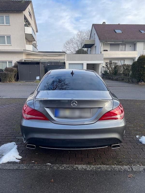 Gebraucht Mercedes CLA180 122 PS (89 kW) 2014 Grau Limousine
