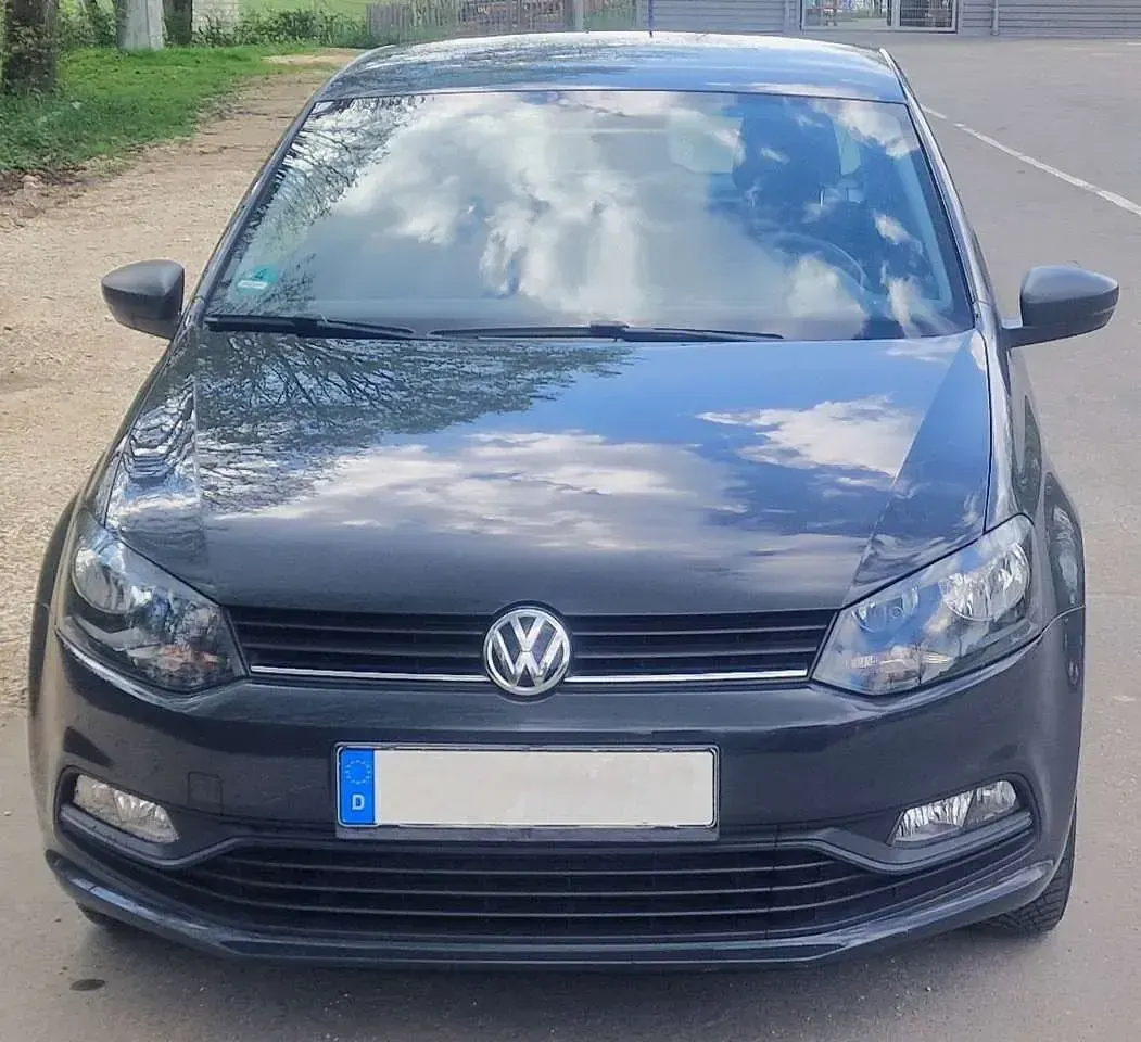 Gebraucht VW Polo Trendline 60 PS (44 kW) 2015 Grau Limousine