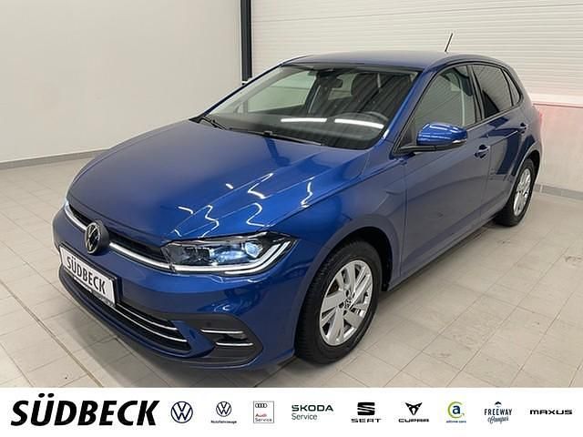 Reef blue metallic Gebraucht 2023 VW Polo Style Kleinwagen | 19.990 € (Fairer Preis) - Bild 1/4
