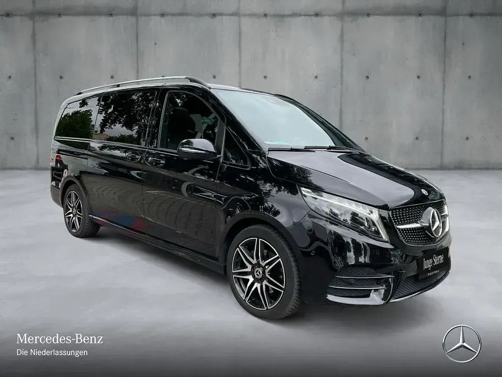 Gebraucht Mercedes V300 Avantgarde Edition 237 PS (174 kW) 2022 Schwarz Van / Kleinbus