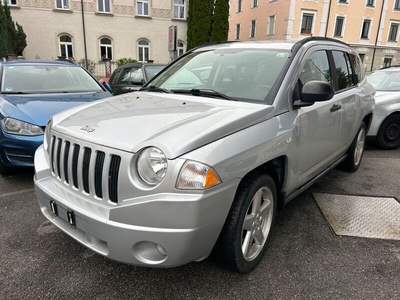 Silber Gebraucht 2008 Jeep Compass Sport SUV | 2.999 € (Superpreis) - Bild 1/4