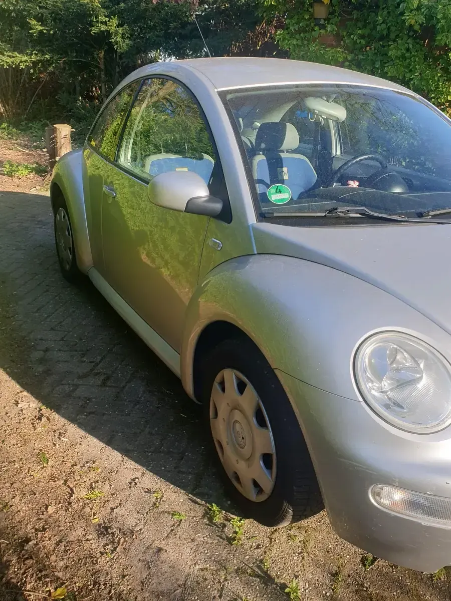 Gebraucht VW New Beetle 102 PS (75 kW) 2001 Grau Kleinwagen