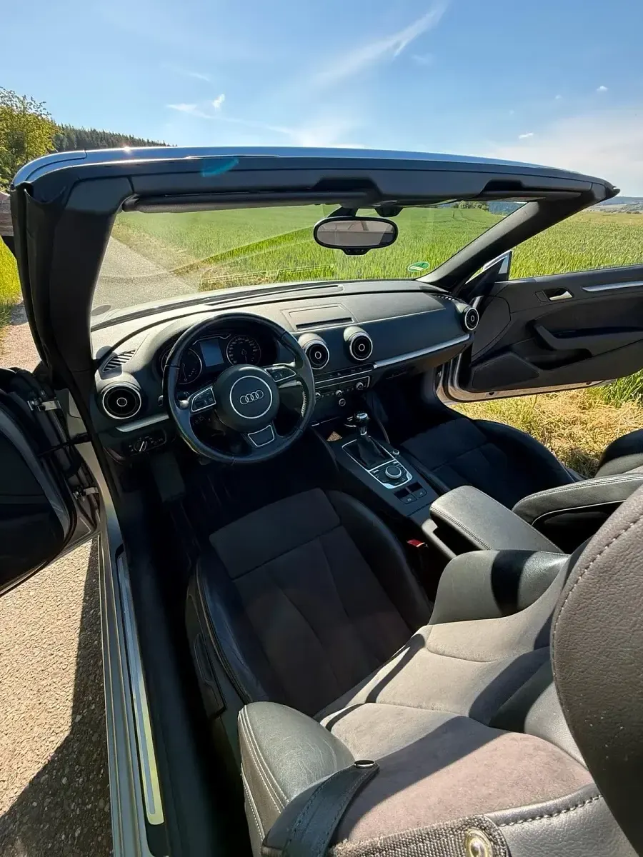 Gebraucht Audi A3 Cabriolet Ambition 110 PS (80 kW) 2015 Silber Cabrio
