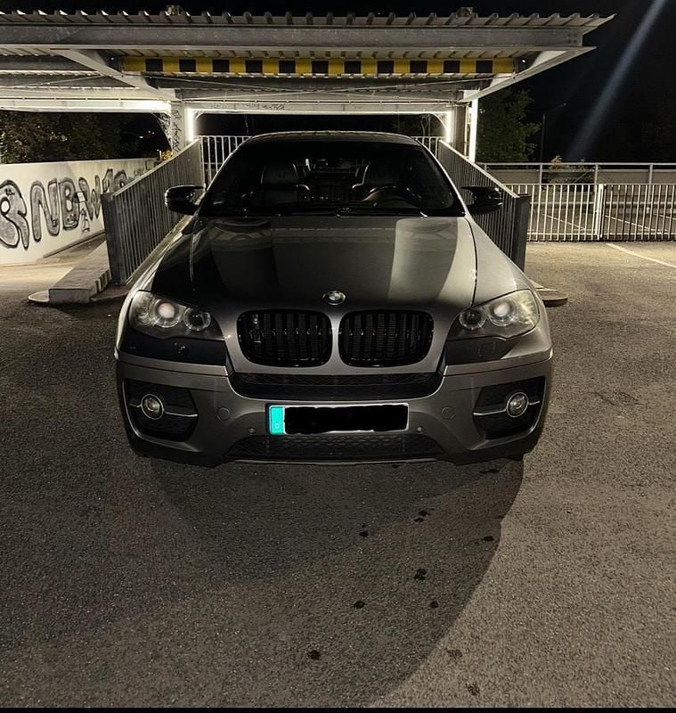 Grau Gebraucht 2009 BMW X6 SUV | 9.500 € - Bild 1/4